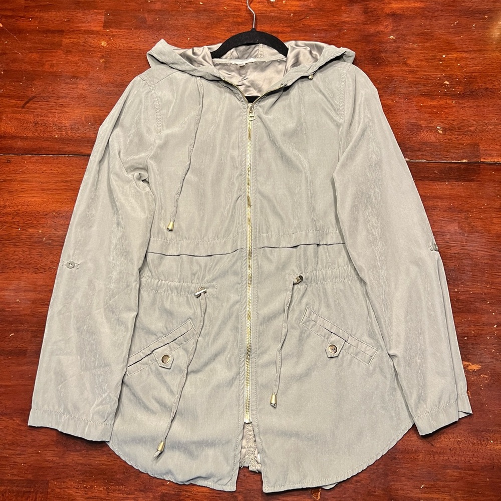 MAURICES Women's Cinch Waist‎ Zipper Roll Tab Sleeve Hooded Jacket Size Medium